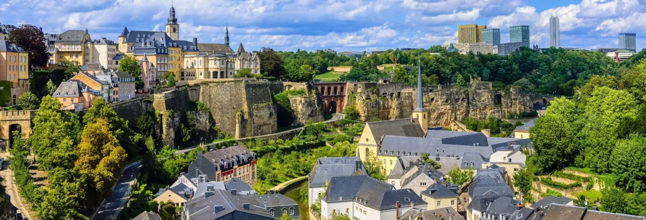 Ausblick auf Altstadt und Grund Viertel in Luxemburg Stadt
