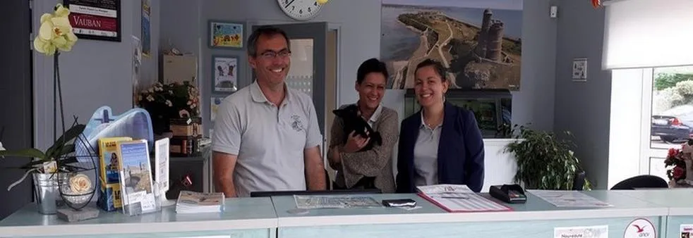 Equipe du camping la Gallouette dans la Manche