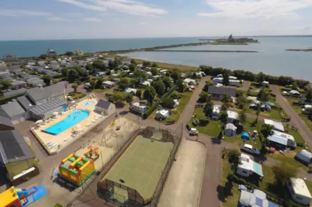 Vue aérienne du camping la Gallouette