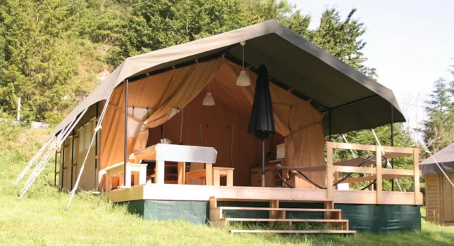 Juliette Tentvakanties: ingerichte tenten en stacaravans van goede kwaliteit! - CampingDirect - Afbeelding n°1