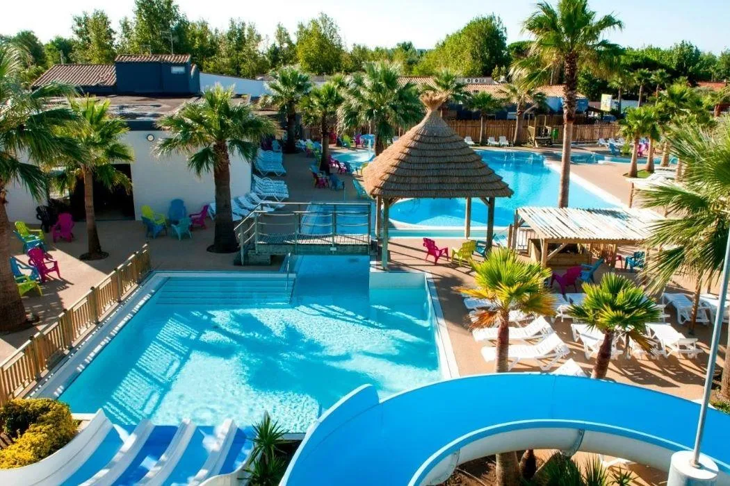 Camping piscine Charlemagne