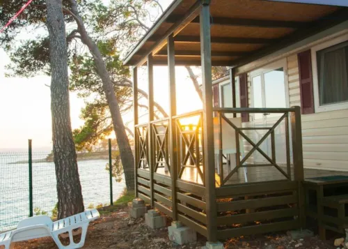 Séjour en camping 4 étoiles avec piscine - CampingDirect