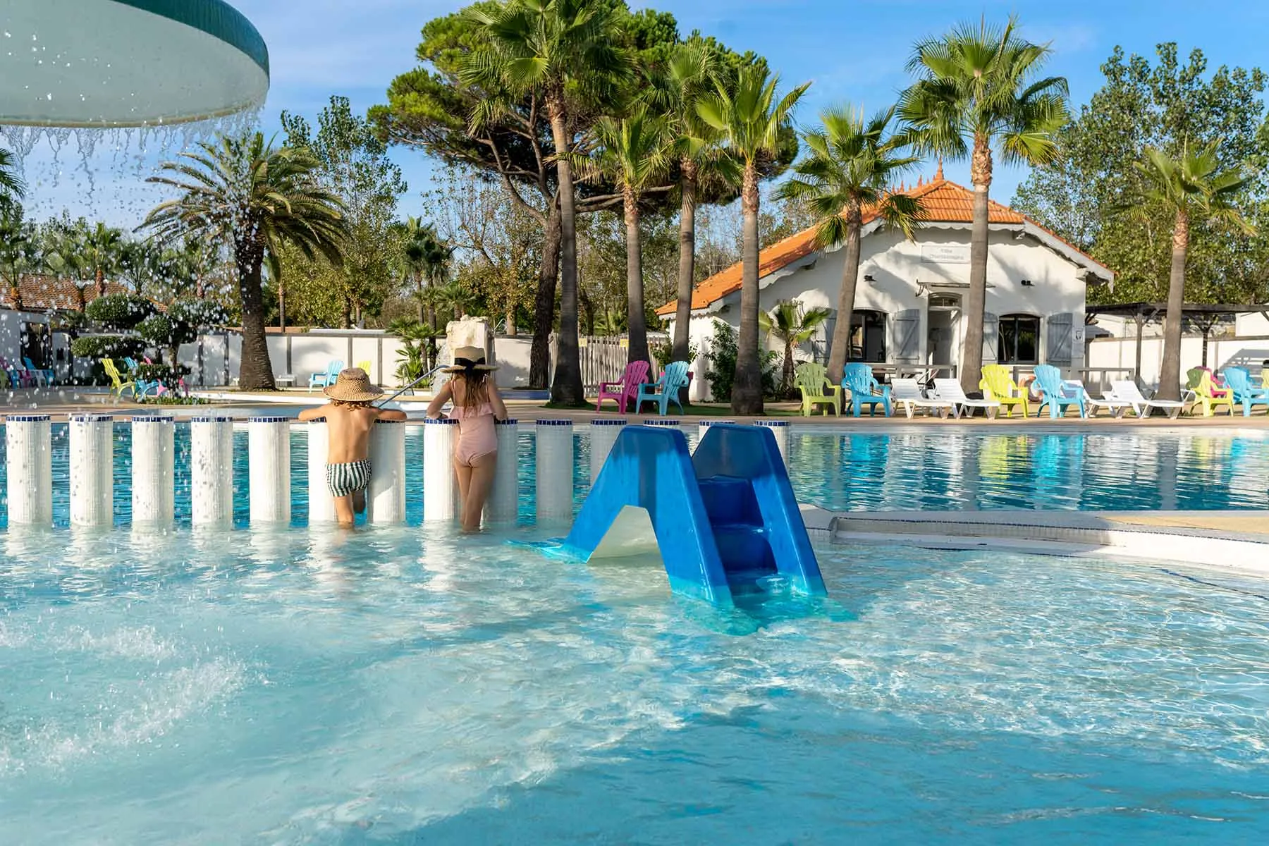 Piscine camping Charlemagne