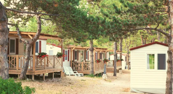 Camping 3 étoiles - CampingDirect - Image n°1