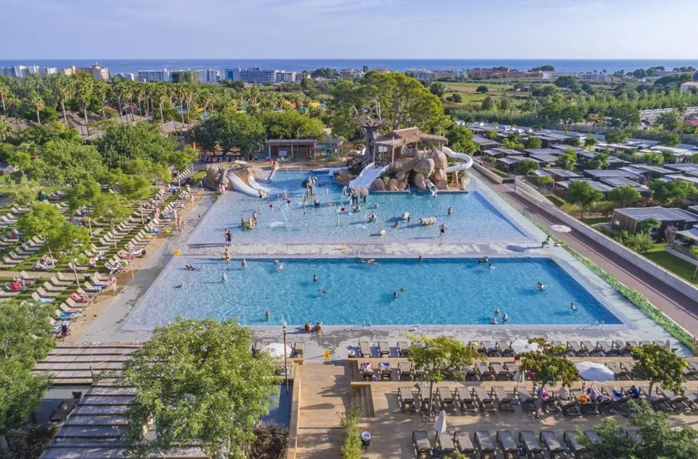 Luftaufnahme des Campingplatzes Camping & Resort Sanguli Salou