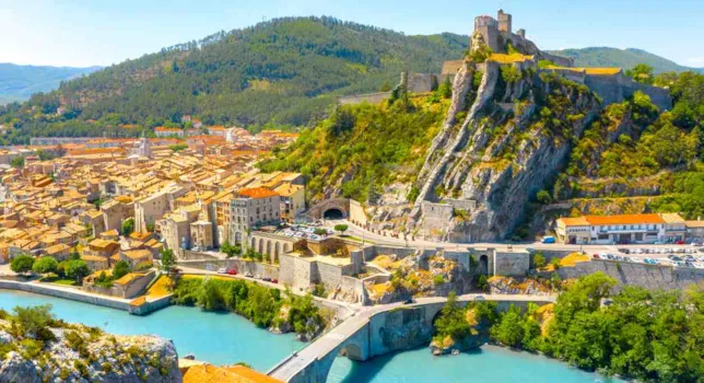 Campings in Alpes de Haute Provence - CampingDirect - Image n°2