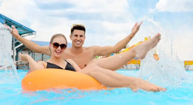 Camping à Sérignan avec parc aquatique - CampingDirect - Image n°2