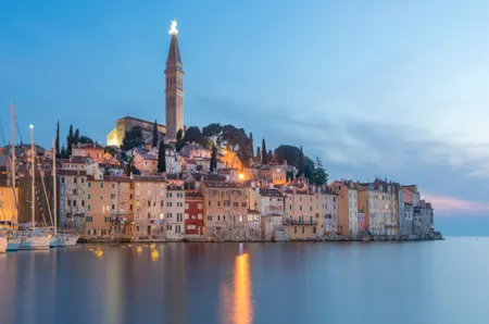 Küstenansicht von Rovinj in Istrien, Kroatien