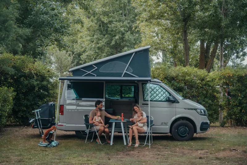 Emplacement camping Les Mediterranees 