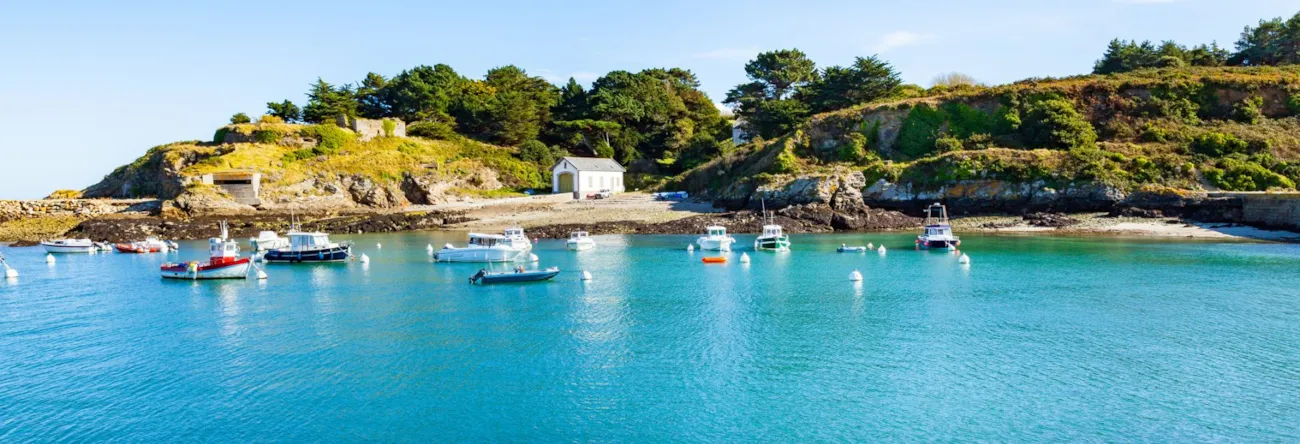 Port de Sauzon auf der Insel Belle Île en Mer im Golf von Morbihan in der Bretagne