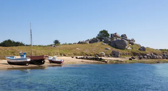 Camping dans le Finistère bord de mer - CampingDirect - Image n°1