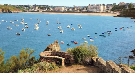 Camping Saint-Lunaire - CampingDirect - Image n°1