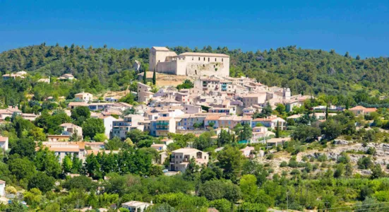 Camping Gréoux-les-Bains - CampingDirect - Image n°1