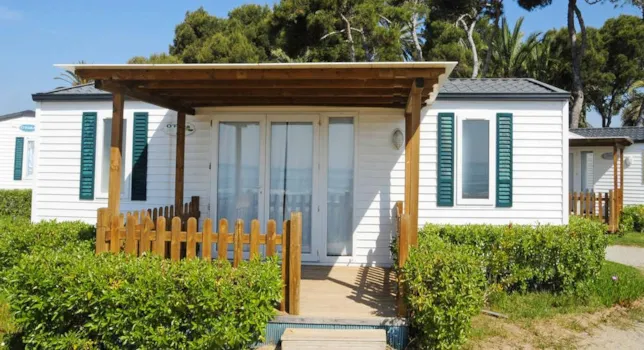 Camping à Lunel - CampingDirect - Image n°2