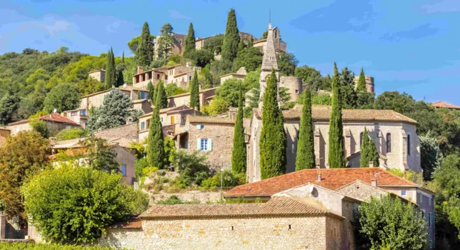 Campingplads i Cèze dalen - CampingDirect