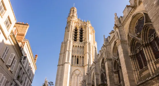 Camping Sens - CampingDirect - Image n°1