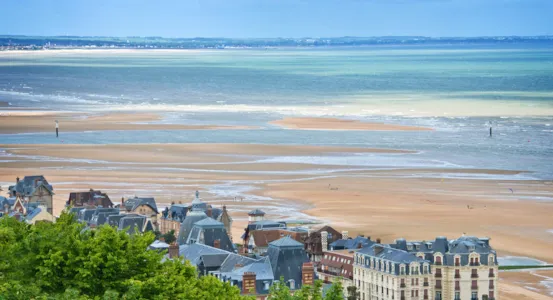 Camping Normandie en bord de mer - CampingDirect - Image n°1