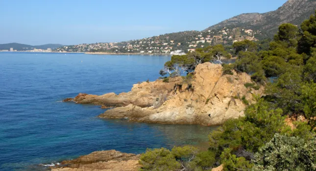 Camping in Var by the sea - CampingDirect - Image n°2