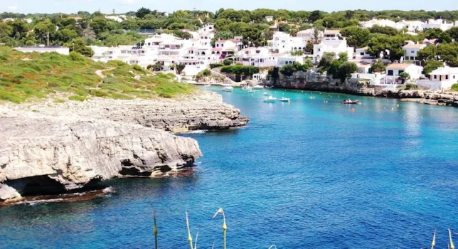 Camping in Minorca - CampingDirect - Image n°2