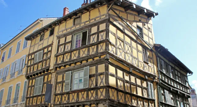 Camping Bourg-en-Bresse - CampingDirect - Image n°2