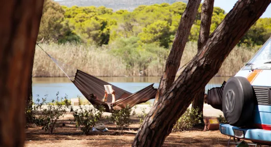 Benvenuti al Centro Turistico San Nicola: Il tuo rifugio esclusivo nel Parco del Gargano - CampingDirect - Immagine n°1