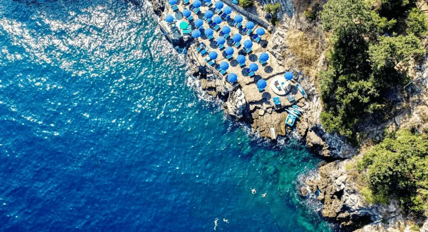  Top 10 des campings où faire la fête en Italie - CampingDirect - Image n°4