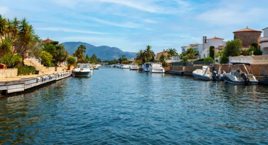 Campeggi a Empuriabrava - CampingDirect - Immagine n°1