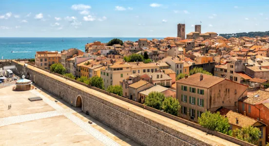 Camping Antibes  - CampingDirect - Image n°1