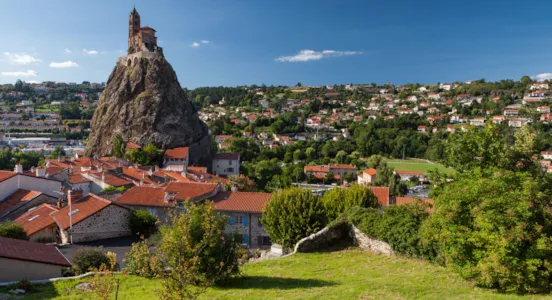 Camping Puy-en-Velay - CampingDirect - Image n°1