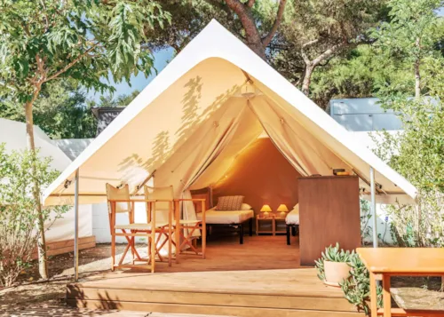 Glamping - CampingDirect