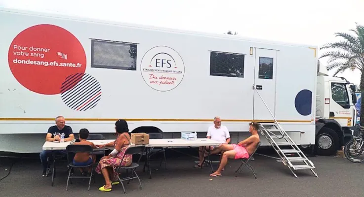 Partenariat avec l'EFS - CampingDirect