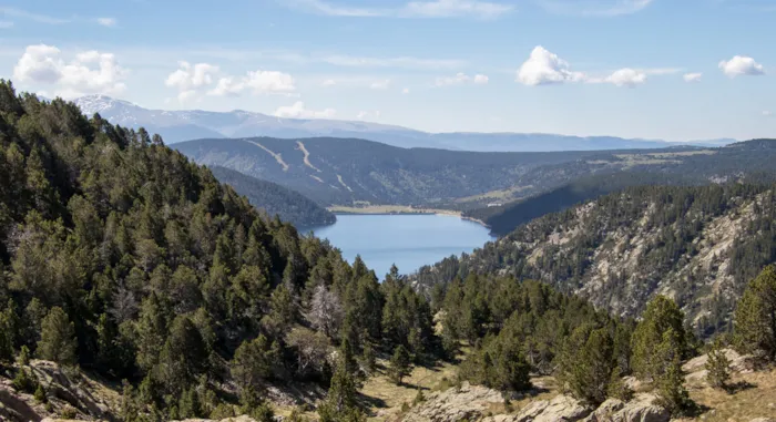 Camping in the Spanish Pyrenees - CampingDirect