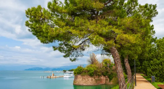 Campeggi a Peschiera del Garda - CampingDirect - Immagine n°1