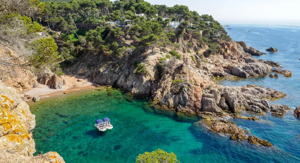 Camping en familia con adolescentes de 13 a 17 años : Dónde ir y cómo eligirlo bien para disfrutarlo - CampingDirect