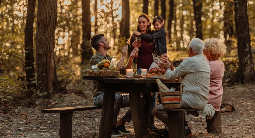 Escápate en familia por Todos los Santos - CampingDirect - Imagen n°3