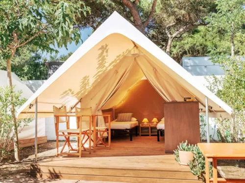 Glamping  - CampingDirect