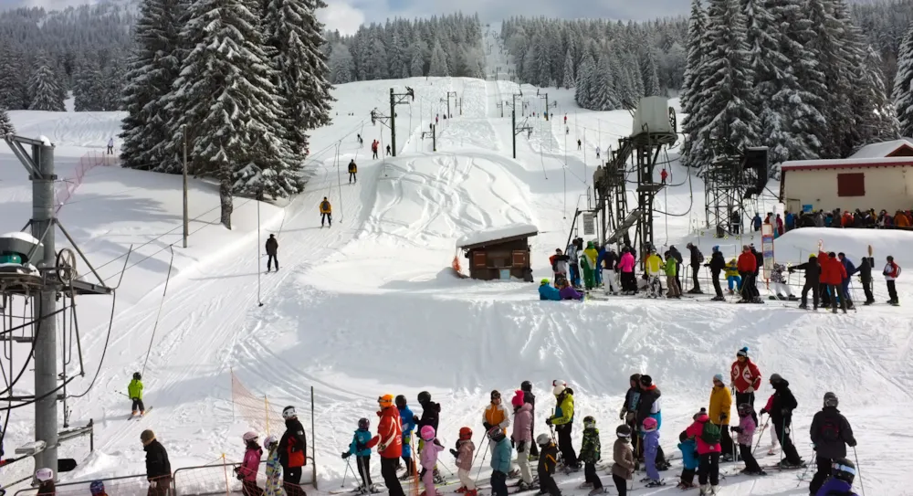 Top 5 stations de ski pour des vacances en famille - CampingDirect - Image n°2