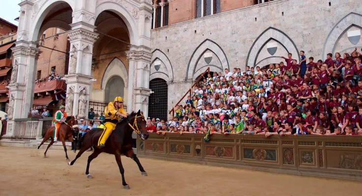 Quando si svolge il Palio di Siena - CampingDirect