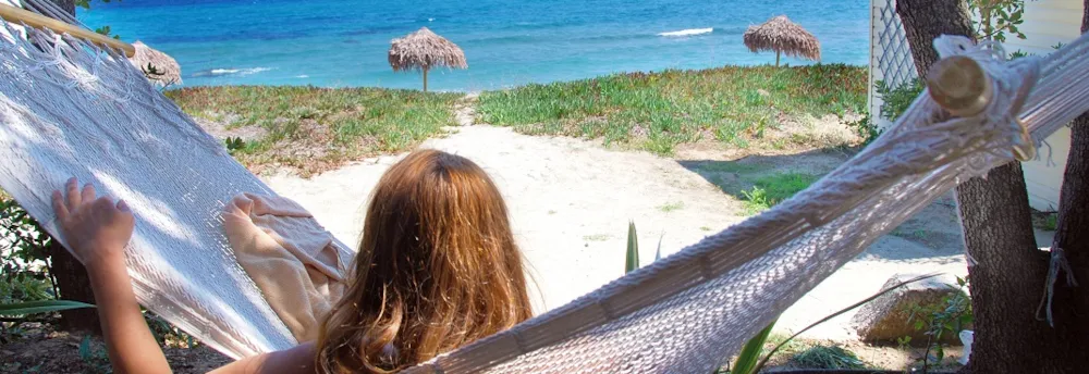 La différence entre le nudisme et le naturisme