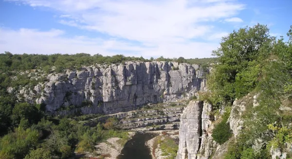 Explorez les Gorges de l'Ardèche à pied