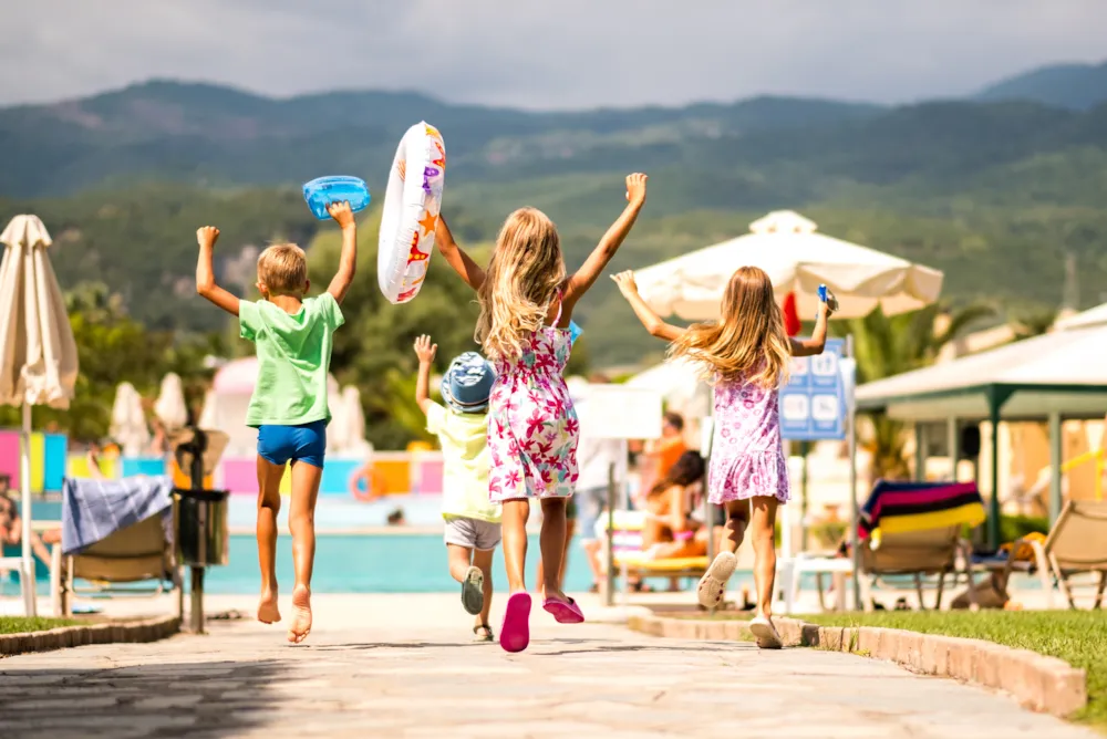 Camping en famille avec des enfants de 2 à 6 ans : comment choisir, où partir et comment profiter  - CampingDirect - Image n°5