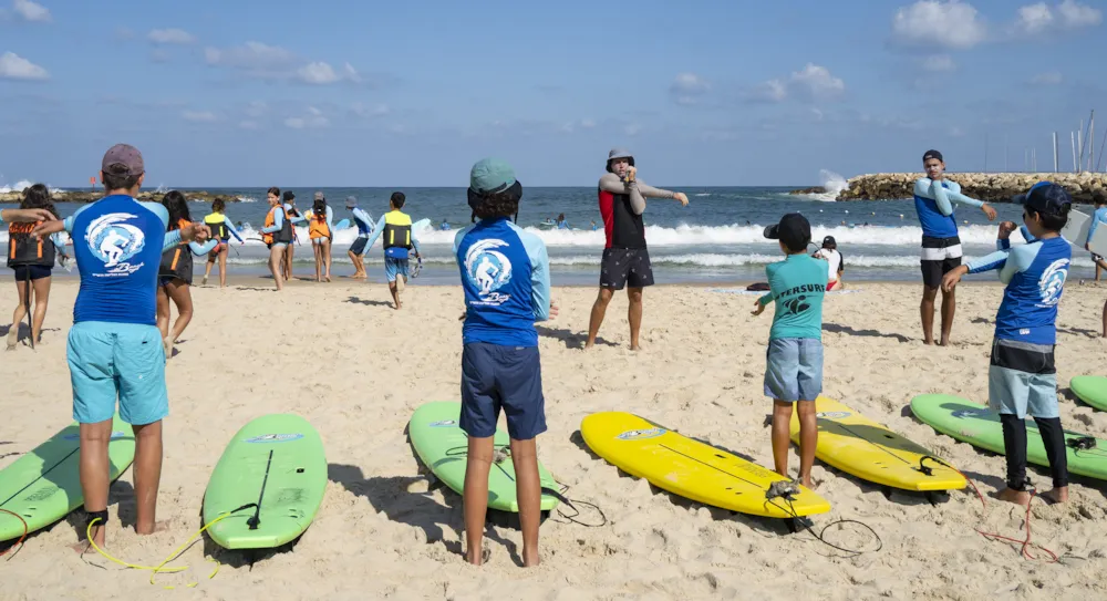 Les meilleurs campings en bord de plage pour les amateurs de surf  - CampingDirect - Image n°10