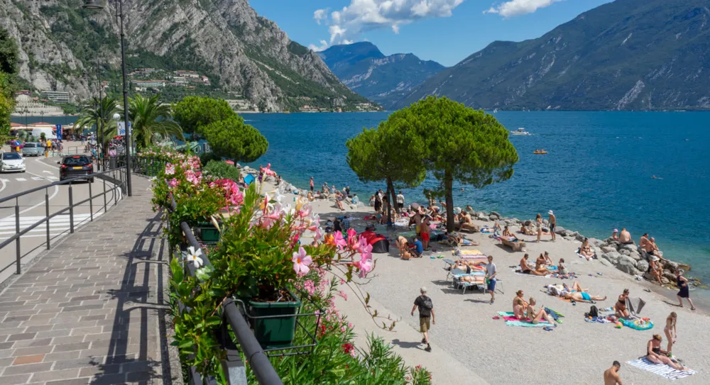 La guida delle tue vacanze sul Lago di Garda - CampingDirect - Immagine n°2