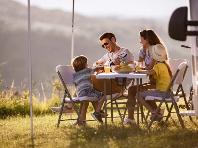 Campeggi per famiglie - CampingDirect