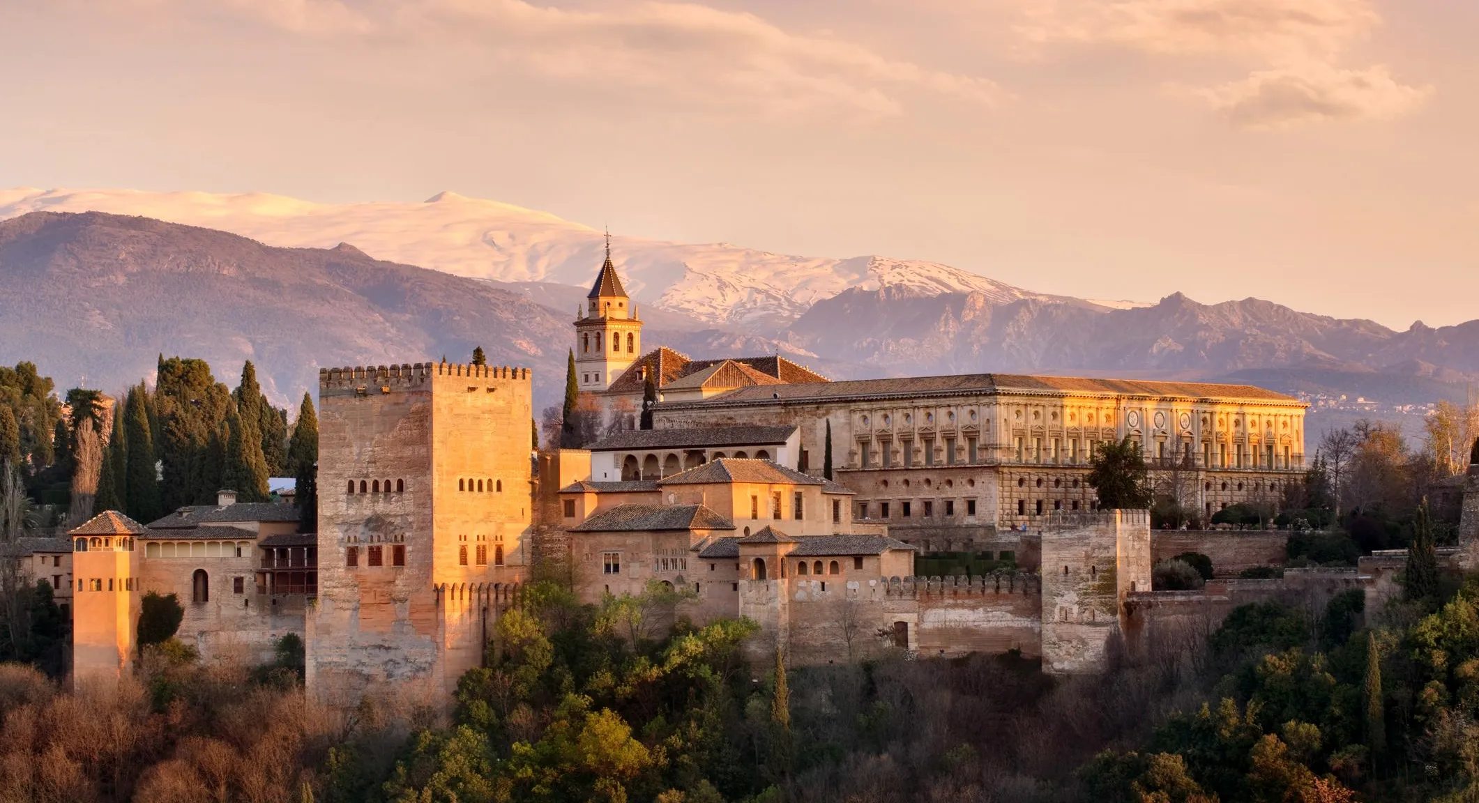 Camping in Granada - CampingDirect
