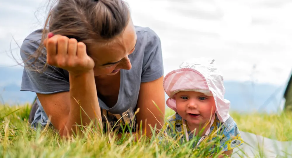 Mit Baby campen gehen: Wie Sie Ihren ersten gemeinsamen Campingurlaub planen  - CampingDirect - Bild n°7