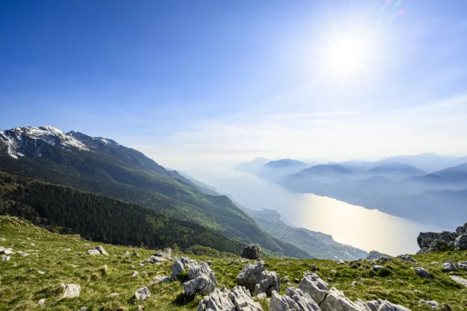 Blick vom Monte Baldo auf den Gardasee