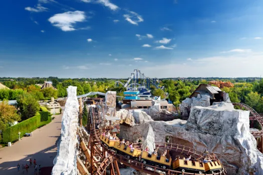 Der Vergnügungspark Gardaland im Nordosten Italiens