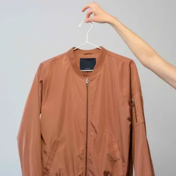 Leichte Jacke