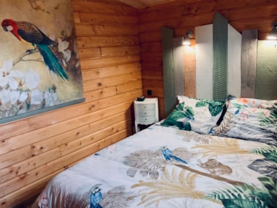 Chalet with private spa